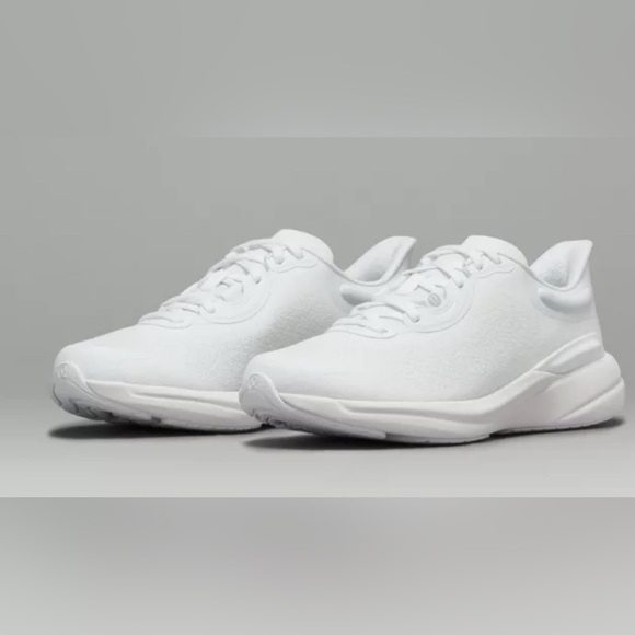 lululemon athletica Shoes - Lululemon Women's Chargefeel 2 Low Workout Shoe